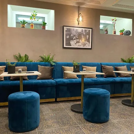 Kuprin Hotel *